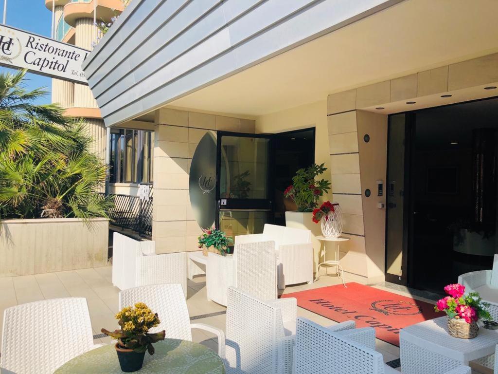 Hotel Capitol San Mauro Mare Extérieur photo